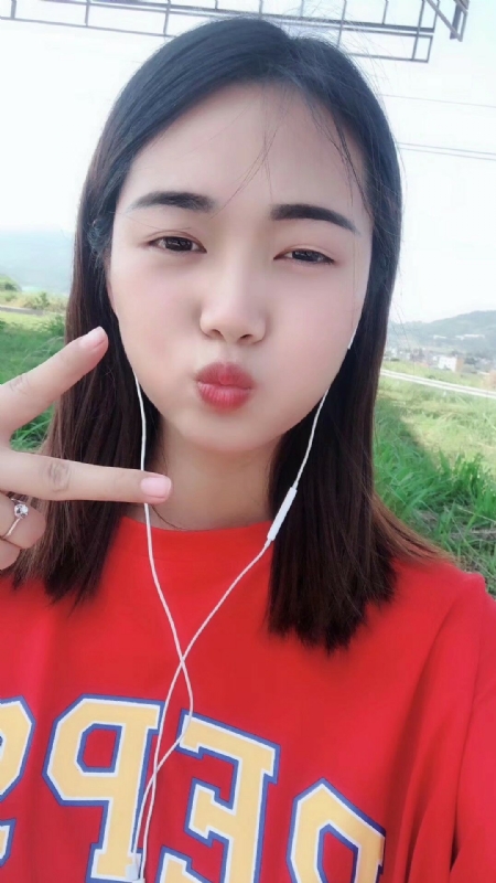 深拥必定温暖的第一张照片--常德相亲服务中心