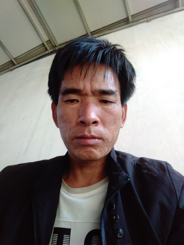 项斌的第一张照片--常德相亲服务中心