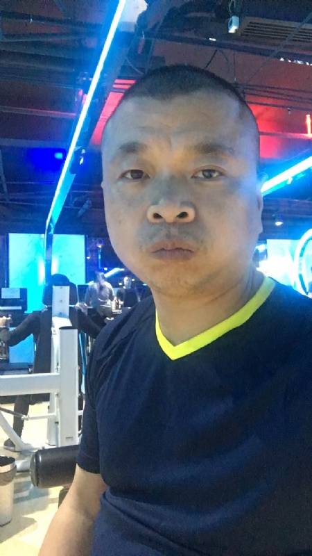 奋斗的第一张照片--常德相亲服务中心