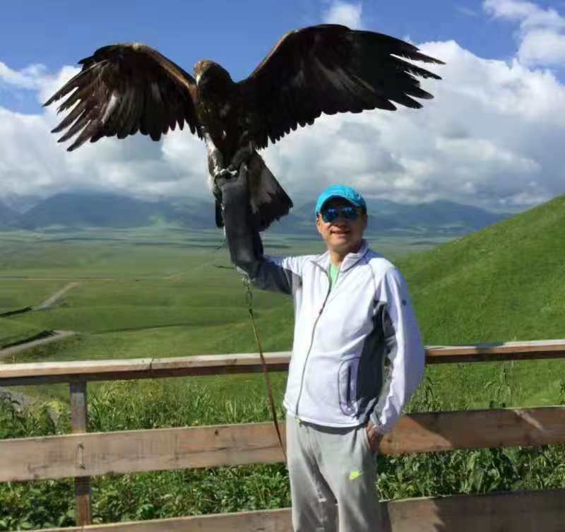 怀抱清风的第一张照片--常德相亲服务中心