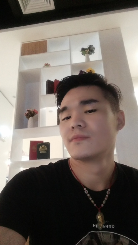 涵博随缘的第一张照片--常德相亲服务中心