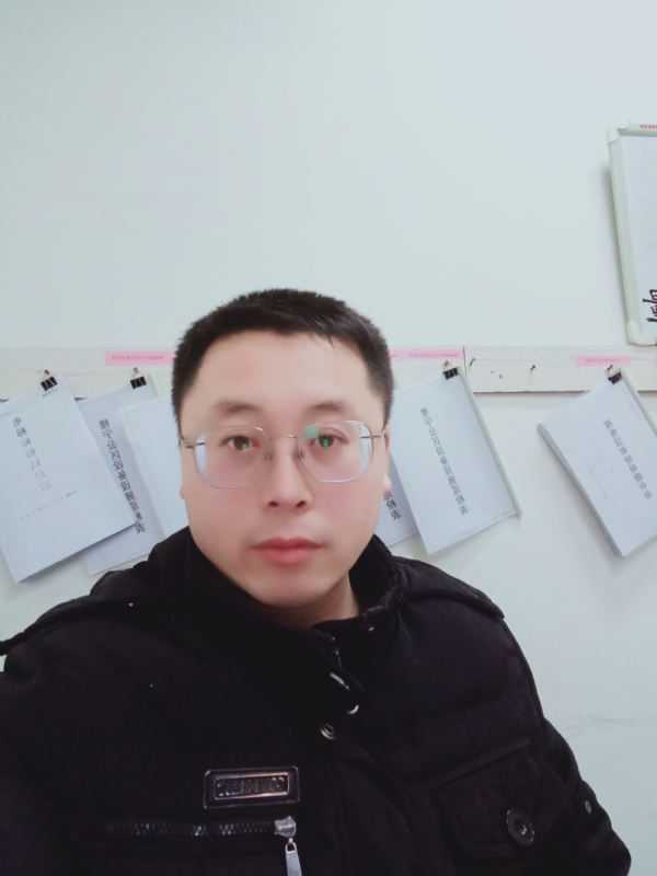 一头猪的第一张照片--常德相亲服务中心