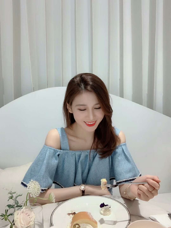 Emily的第三张照片--常德相亲服务中心