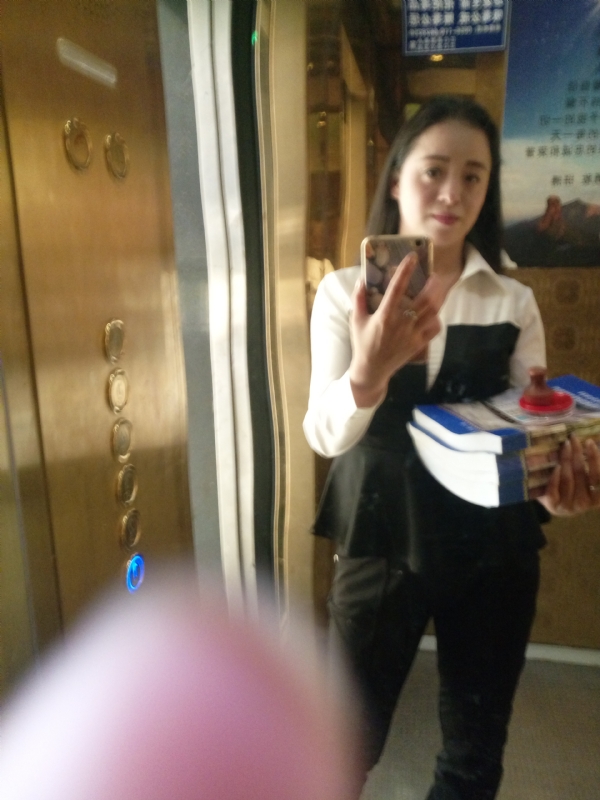 铿锵玫瑰的第一张照片--常德相亲服务中心