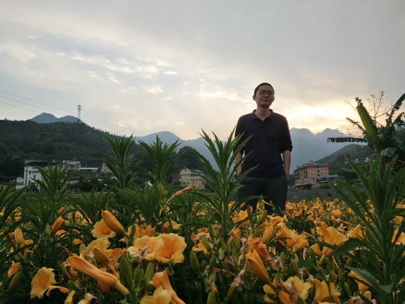 黄晓东的第一张照片--常德相亲服务中心