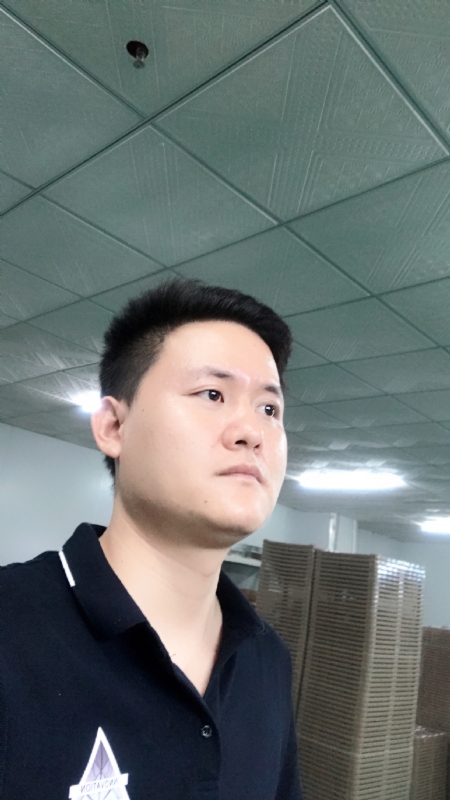 伟的第一张照片--常德相亲服务中心