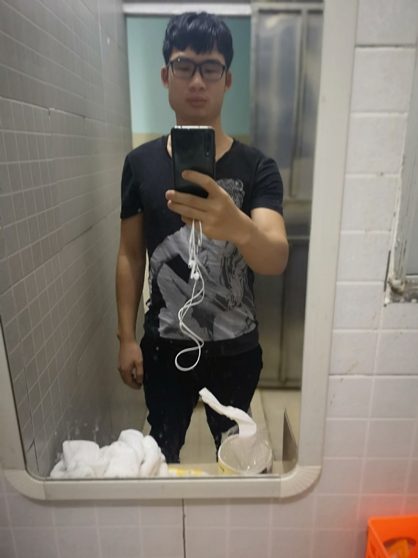 右手的执着的第一张照片--常德相亲服务中心