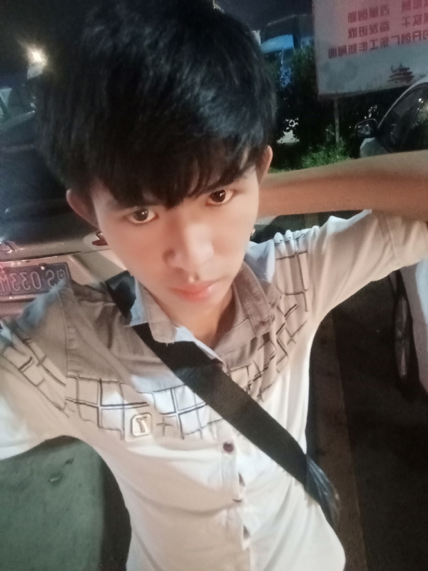 杨哥的第一张照片--常德相亲服务中心