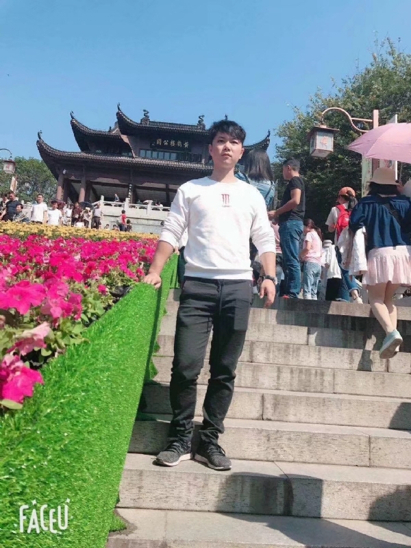 坦然的第二张照片--常德相亲服务中心
