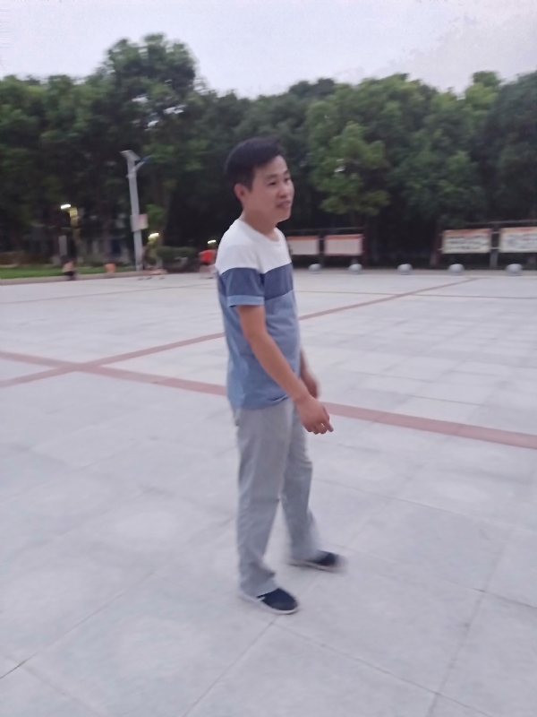 一笑的第一张照片--常德相亲服务中心