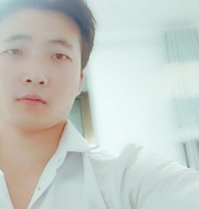 华英雄的第一张照片--常德相亲服务中心