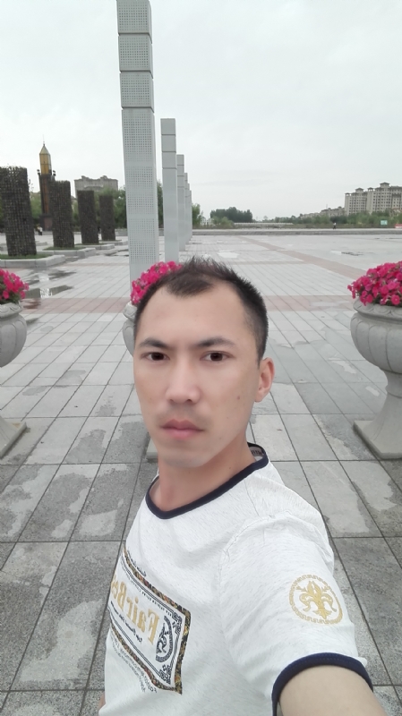 天平的第一张照片--常德相亲服务中心