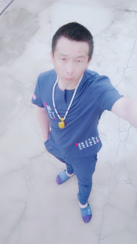 一叶之秋的第一张照片--常德相亲服务中心