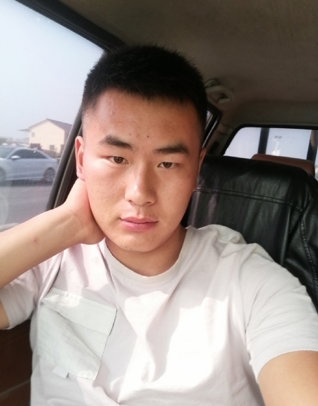 马宏亮的第二张照片--常德相亲服务中心