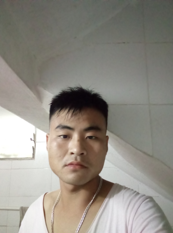 落叶知秋的第一张照片--常德相亲服务中心