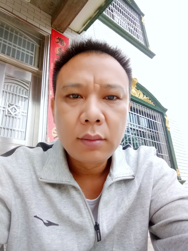 随缘的第一张照片--常德相亲服务中心