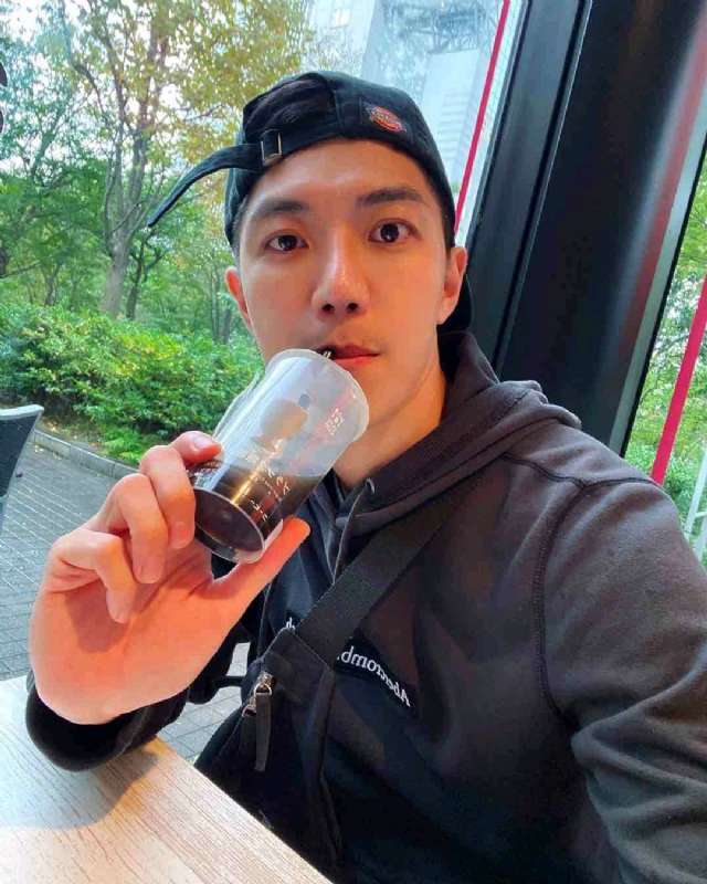 苏天奇的第一张照片--常德相亲服务中心
