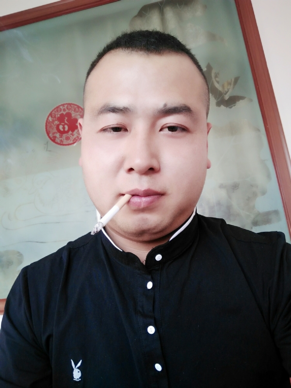 贰爺的第一张照片--常德相亲服务中心