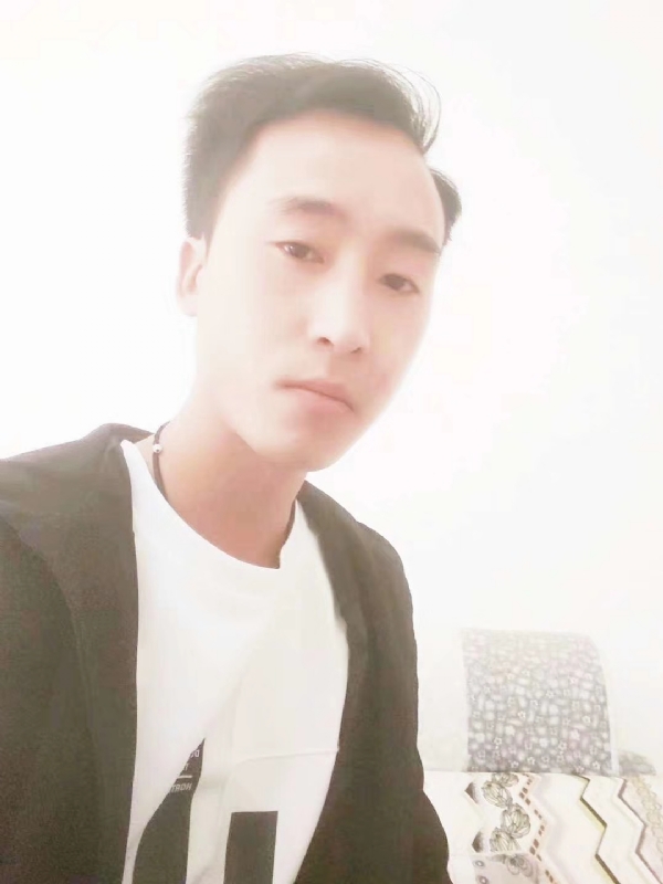 萧艺的第一张照片--常德相亲服务中心