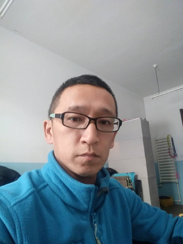 晓峰的第三张照片--常德相亲服务中心