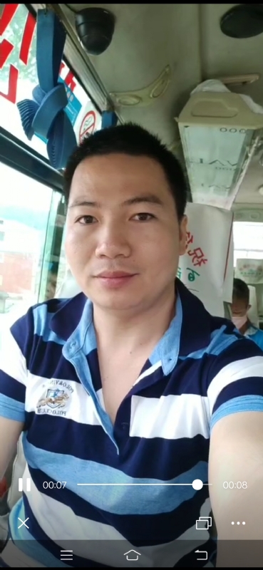 恋人未满的第一张照片--常德相亲服务中心