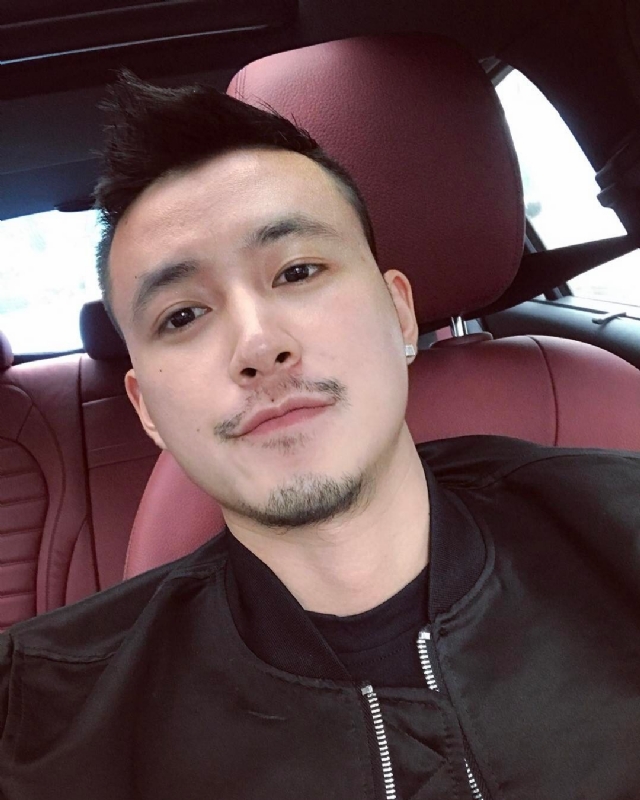 隆刘的第一张照片--常德相亲服务中心