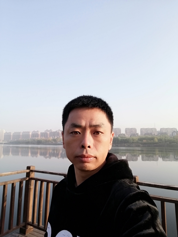 蓝颜的第一张照片--常德相亲服务中心