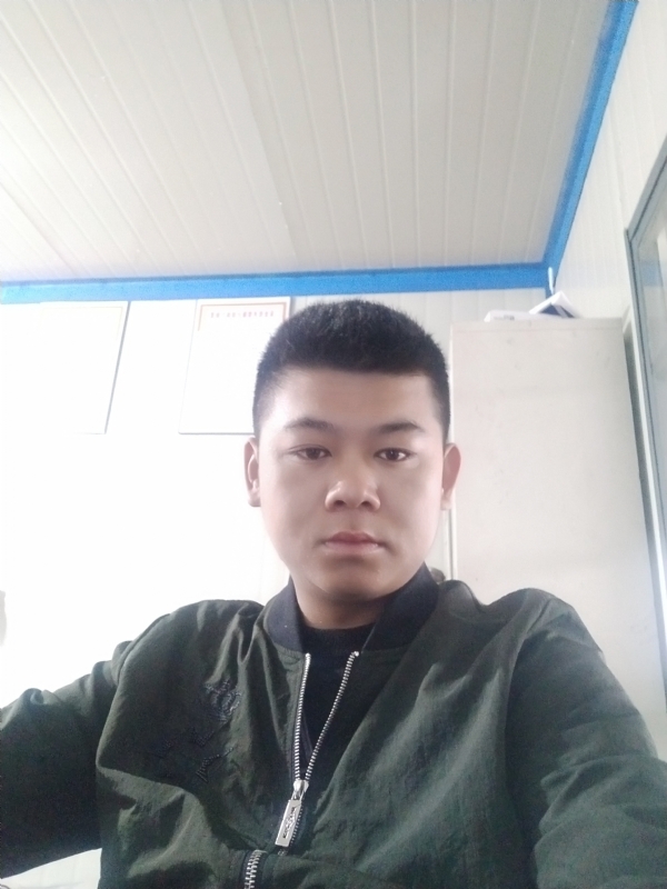 少校的第一张照片--常德相亲服务中心