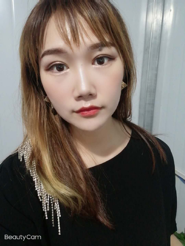 艾薇的第三张照片--常德相亲服务中心