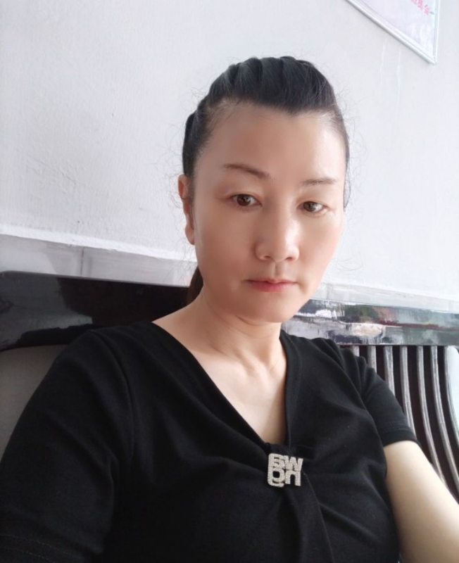 单只蝴蝶的第二张照片--常德相亲服务中心