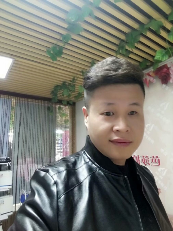 萧郎的第一张照片--常德相亲服务中心