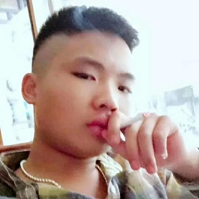 比比曾_的第一张照片--常德相亲服务中心