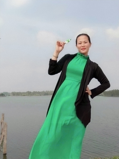 李梅的第二张照片--常德相亲服务中心