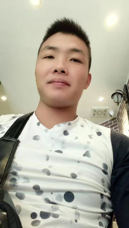 吃生蚝的小乖乖的第一张照片--常德相亲服务中心