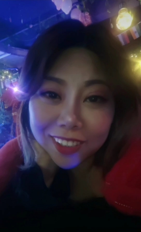 收快递的费仙女的第一张照片--常德相亲服务中心