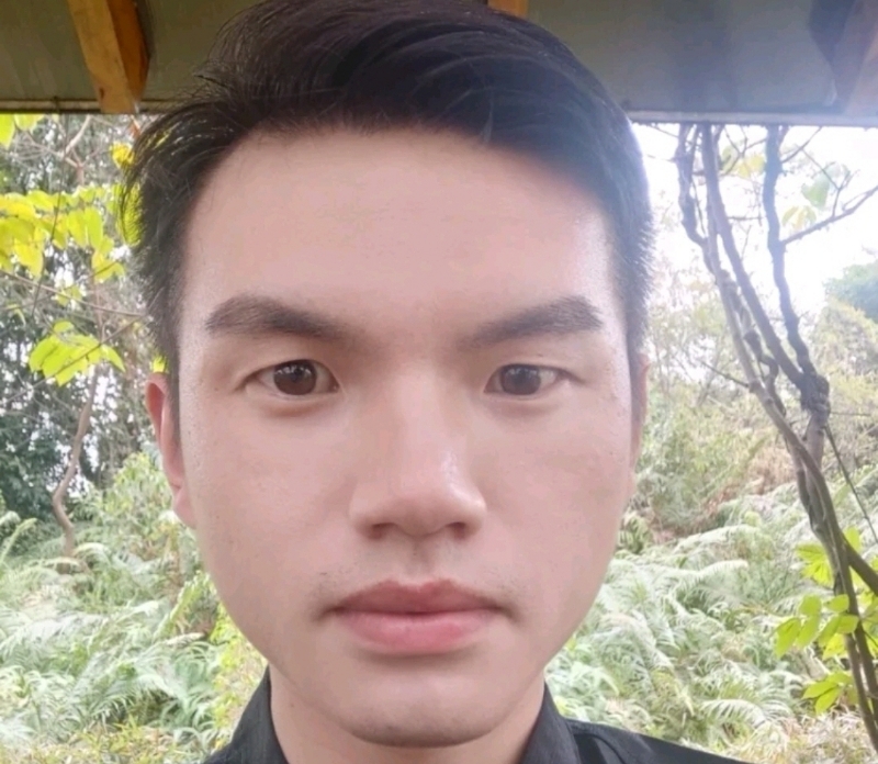 彬彬有礼的第二张照片--常德相亲服务中心
