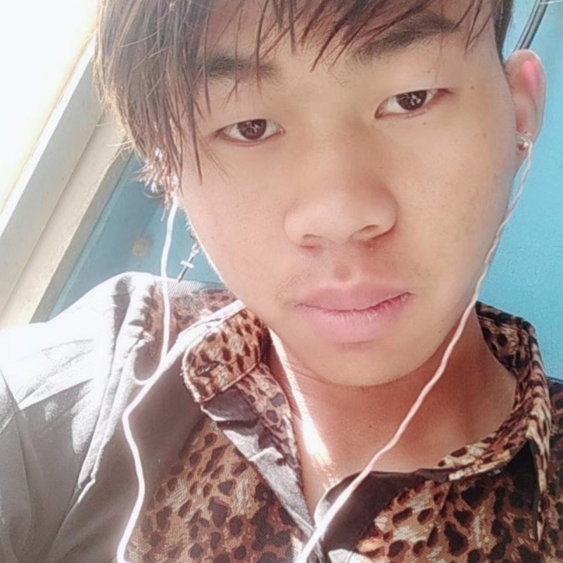 少年不在少的第三张照片--常德相亲服务中心