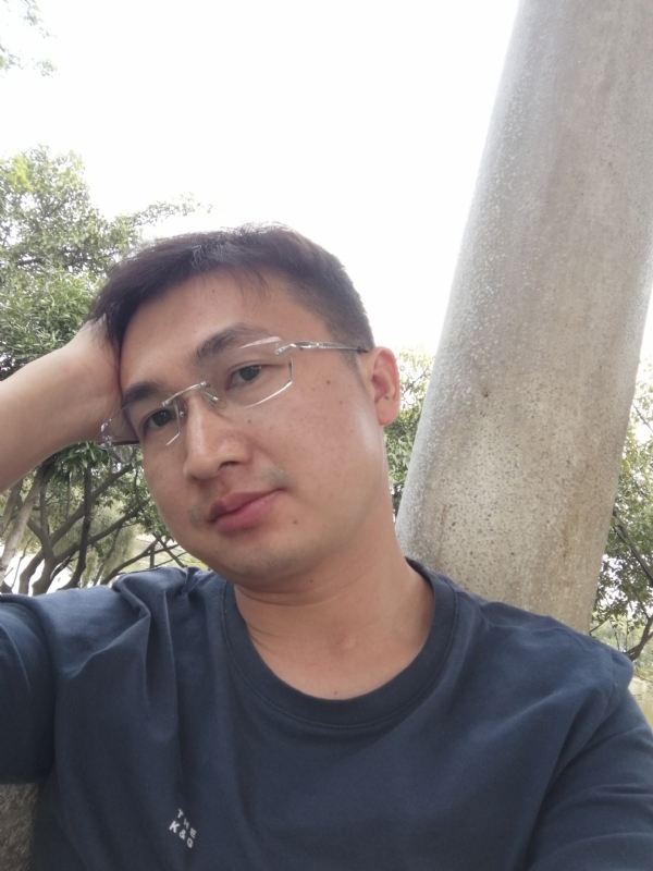不如随风的第一张照片--常德相亲服务中心