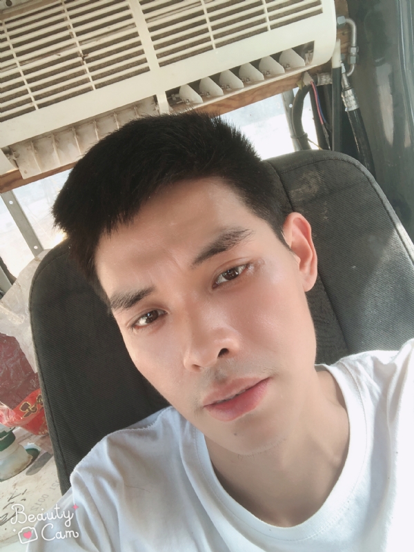 小董的第一张照片--常德相亲服务中心