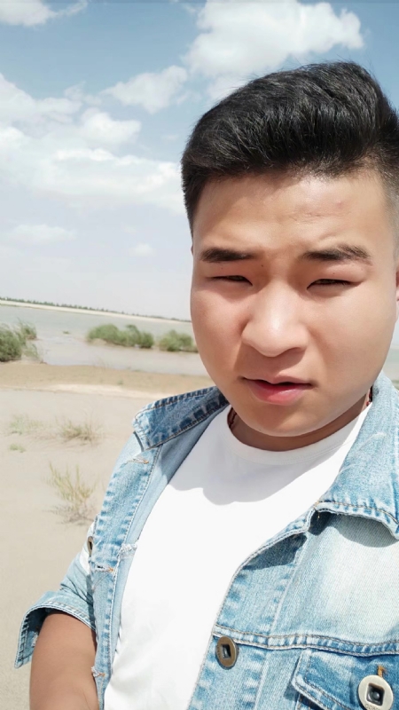 王强的第一张照片--常德相亲服务中心