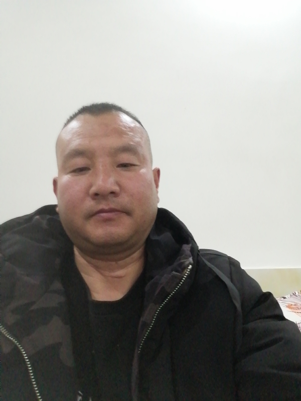 肖小江的第一张照片--常德相亲服务中心