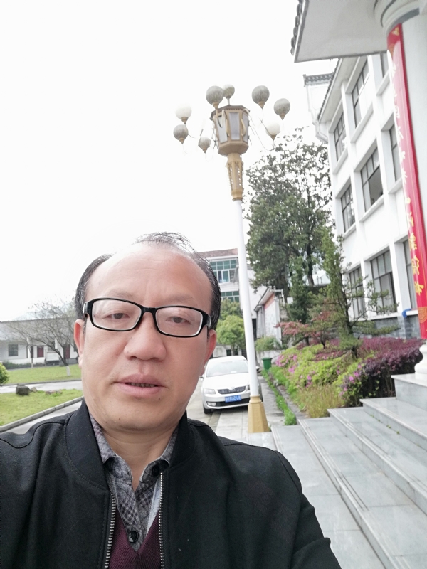玫瑰祥云的第二张照片--常德相亲服务中心