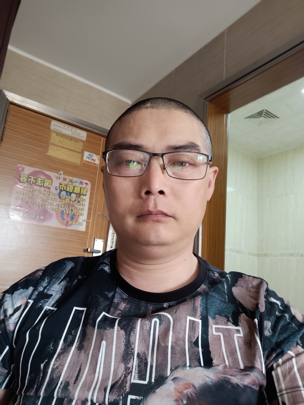 心梦无痕的第一张照片--常德相亲服务中心