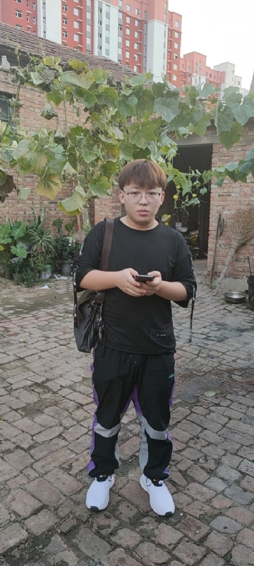 辛禹的第二张照片--常德相亲服务中心