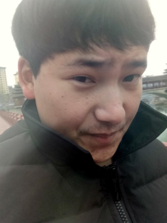 侗族青年作家超超的第二张照片--常德相亲服务中心