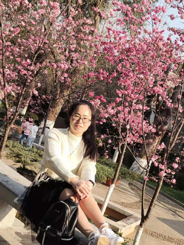 Nancy的第一张照片--常德相亲服务中心