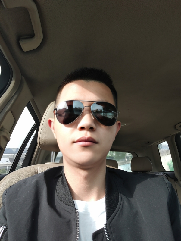 葛先生的第一张照片--常德相亲服务中心