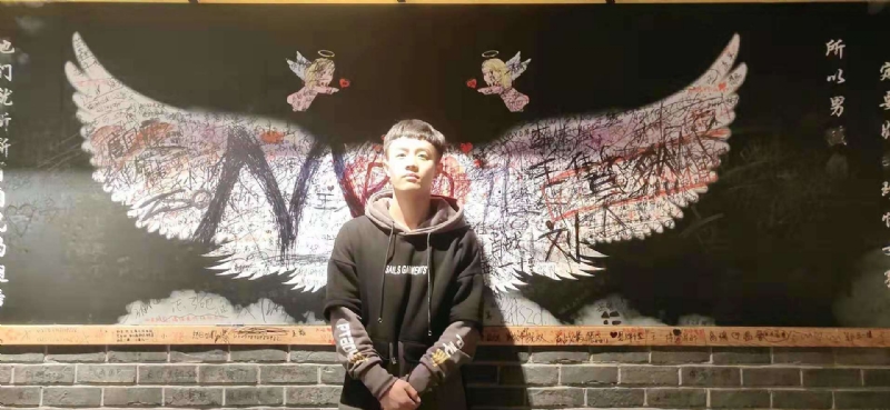 水彩画师的第一张照片--常德相亲服务中心