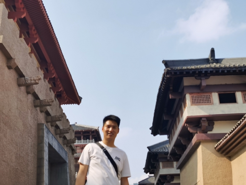 咸鱼不闲的第二张照片--常德相亲服务中心