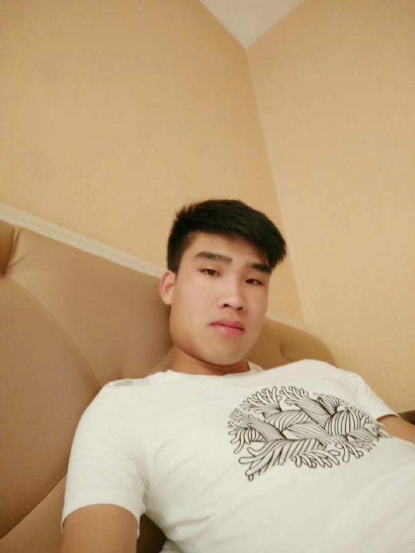 谁不曾孤单上路的第二张照片--常德相亲服务中心